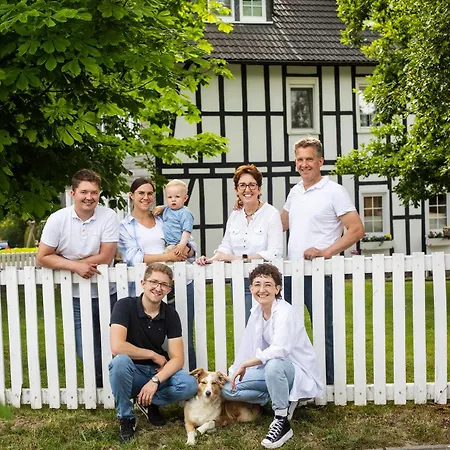 Hof Koehne - Altes - Jagdwohnung シュマレンベルク